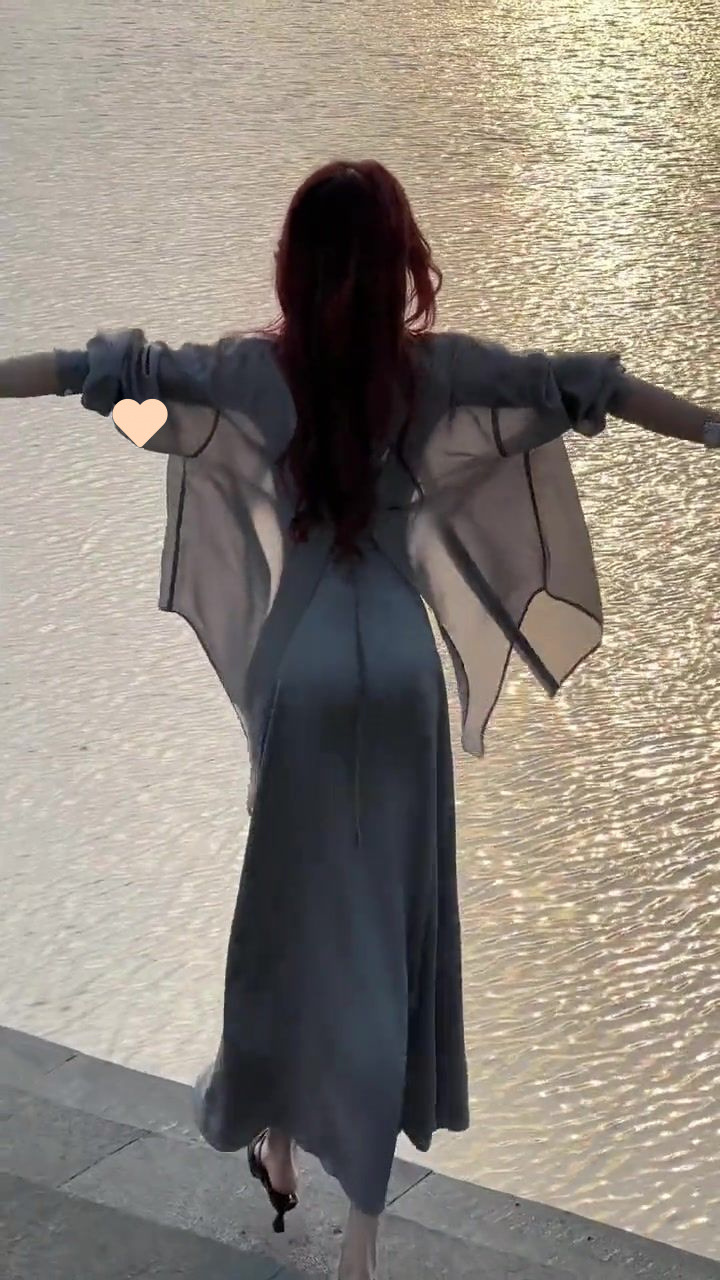 f72ab6a7-b54b-48b1-a849-f8dd860146b8.jpe