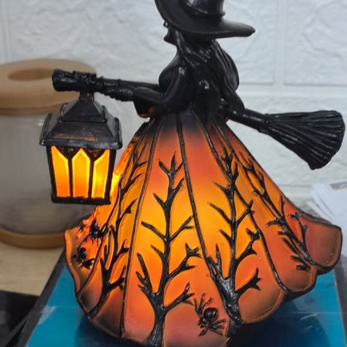 跨境新款女巫万圣节布置摆件女巫桌面台灯 Halloween Witch Lamp|undefined