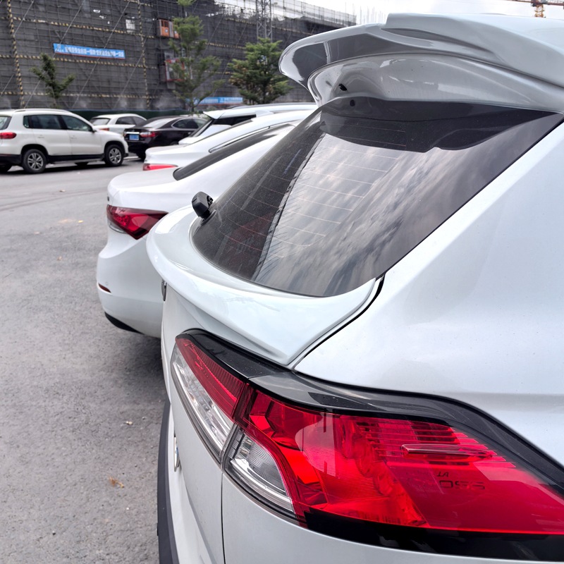 Suitable for 2022+ Toyota Frontlander, Corolla Cross, and Rav4 Custom Modified Mid-Wing Spoiler, No-Drill Paint-Coated