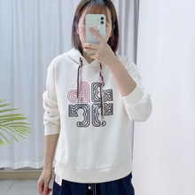 汉派品牌专柜2025早秋新款时尚百搭休闲印花连帽卫衣女317