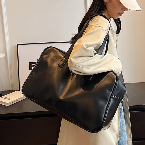 Large-capacity bag 2024 new style simple and versatile crossbody business trip luggage bag women's casual shoulder outing travel bag