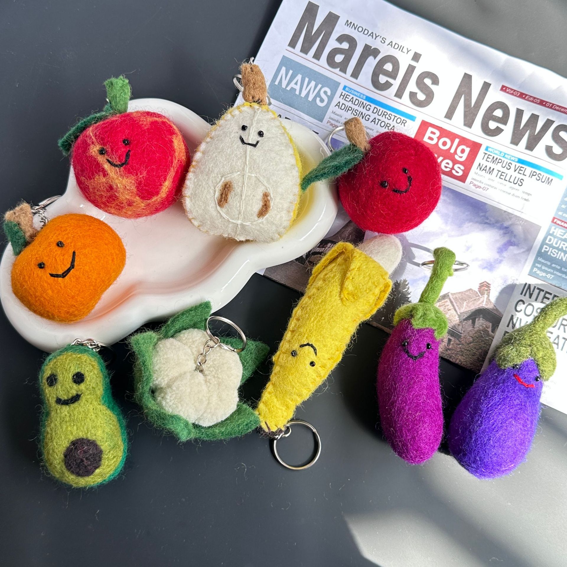 100g Weight Bag Pendant, Keychain Classification 1 Piece Quantity Holiday, Daily Occasion wool felt Material Fruit, Vegetable Pattern Cute Style 1 Piece Cute Fruit Vegetable Wool Felt Bag Pendant Keychain 4