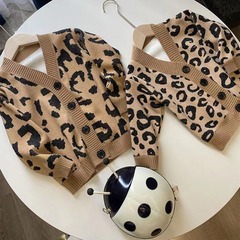 Autumn and winter men's and women's children's sweater knitted sweater personality hot network foreign style fashionable Korean version fleece thickening leopard coat 