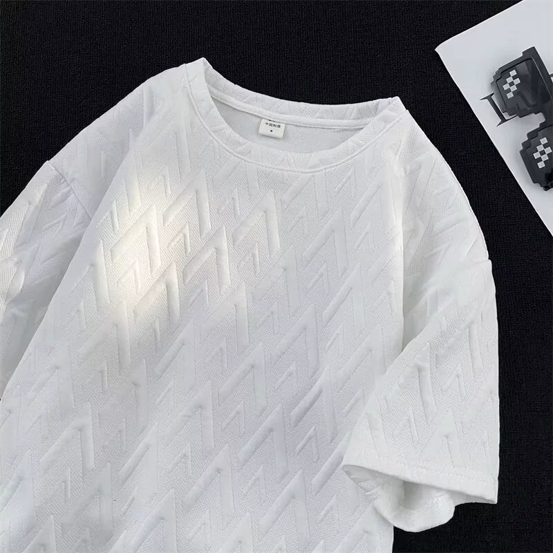 Тяжелые футболки с короткими рукавами для мужчин летом прилив 2024 новый текстурный дизайн чувство нишевые одежды с рукавами