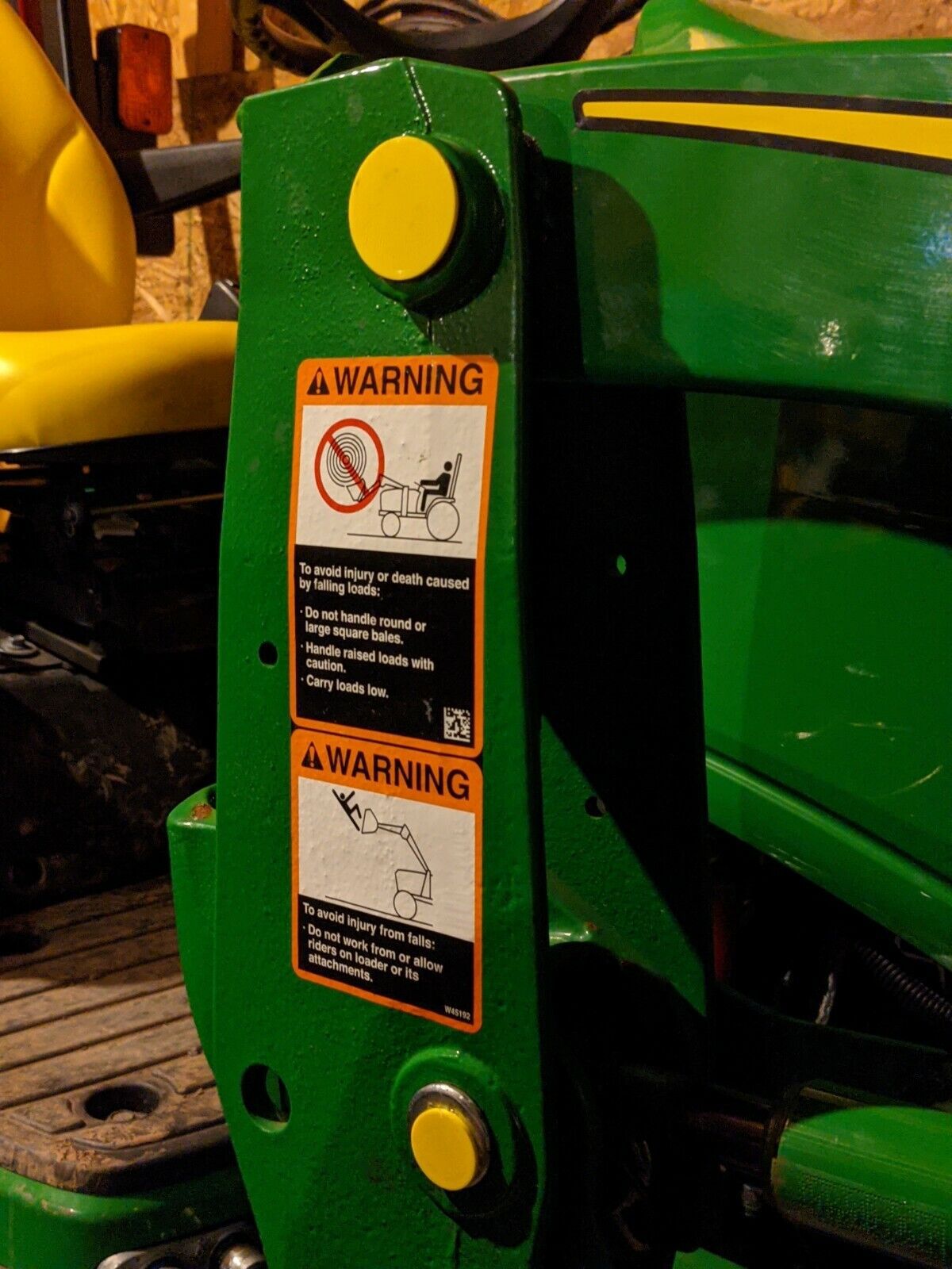 John Deere 1023E 1025R 2025R Loading Motor Connect Lubrication Hat inquiry 4