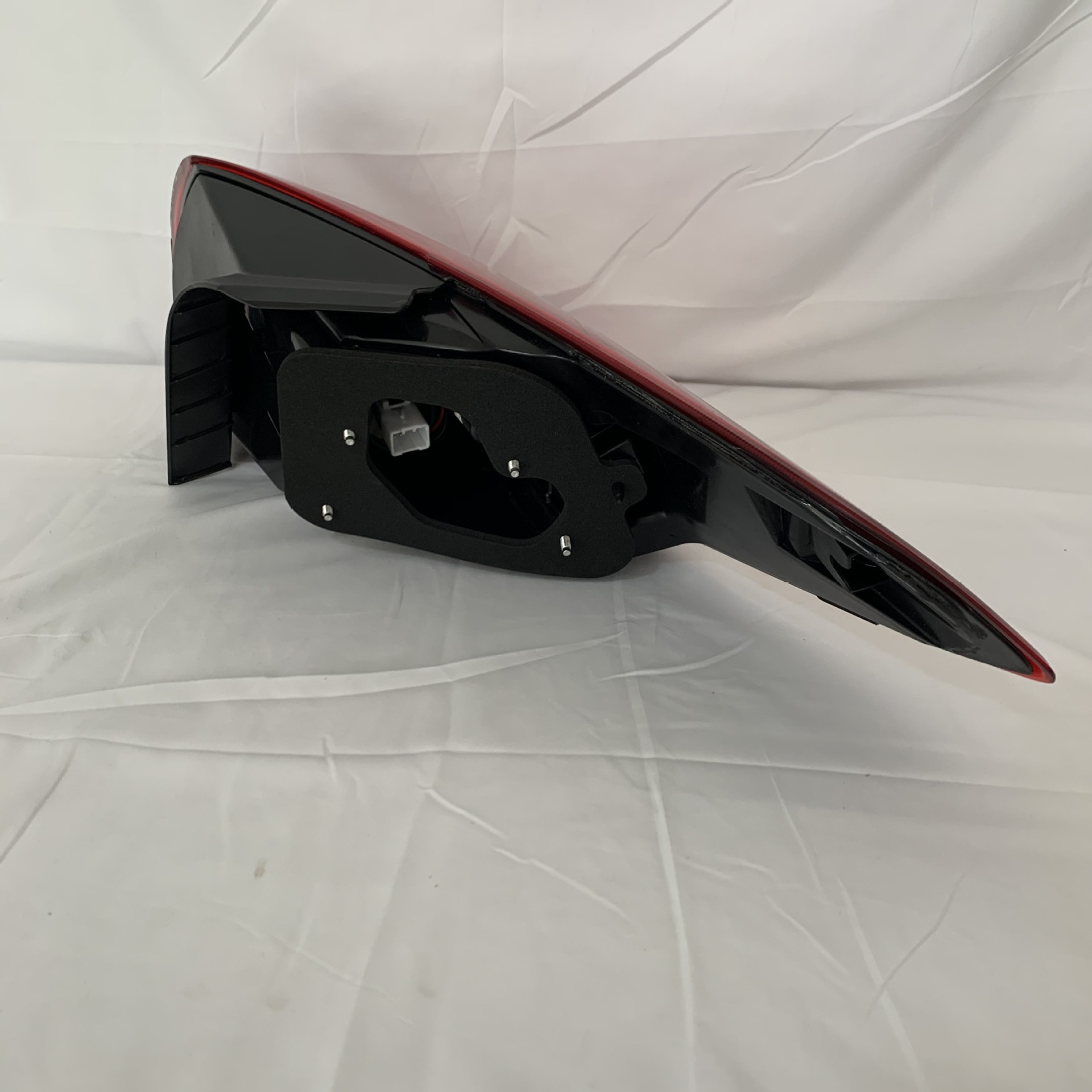 Adapted to 1213 14 15 model Kia K3 rear tail light assembly 1617 model reversing lamp housing turn signal brake light