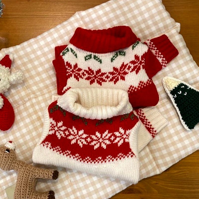 Autumn and winter small dogs festive New Year sweaters small and medium-sized dogs warm sweaters Christmas cat clothes