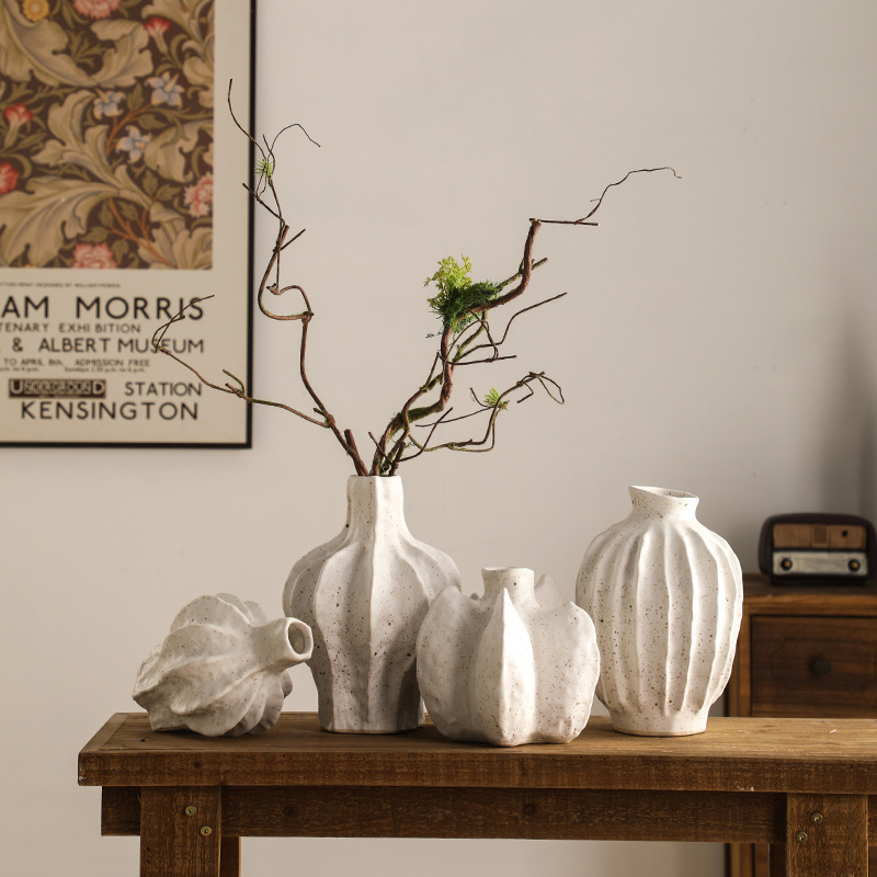 Quiet Style Zen Ornaments Retro Nostalgic Handmade Tea Room Homestay Hotel Coarse Pottery Matte White Ceramic Vase