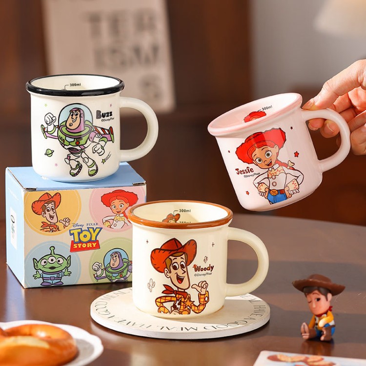 Toy Story tazas de cerámica nostálgicas de la infancia tazas de café de oficina caseras regalos de cumpleaños