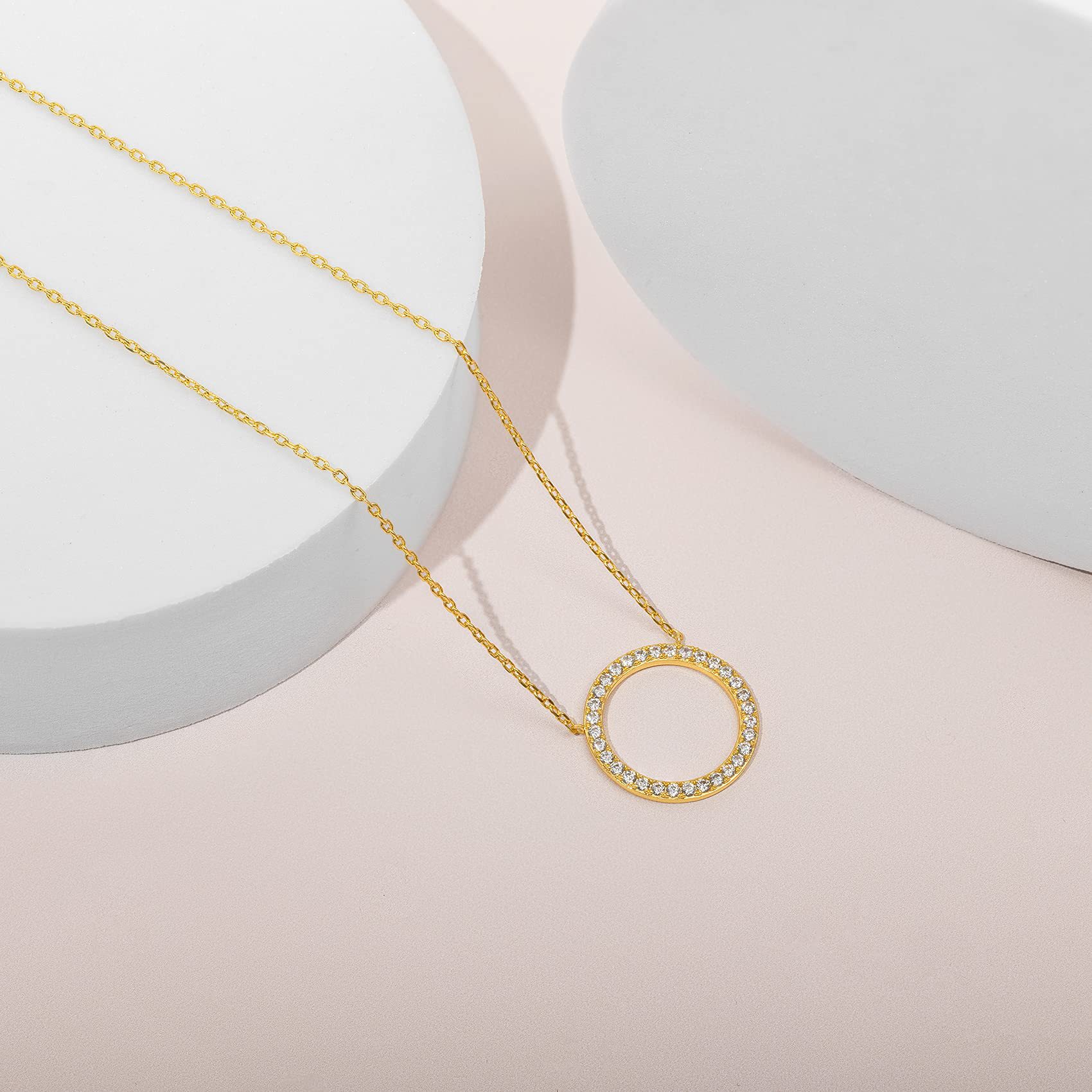All Seasons Season Women's Gender 925 Sterling Silver Cable Chain Plating Round Pendant Necklace