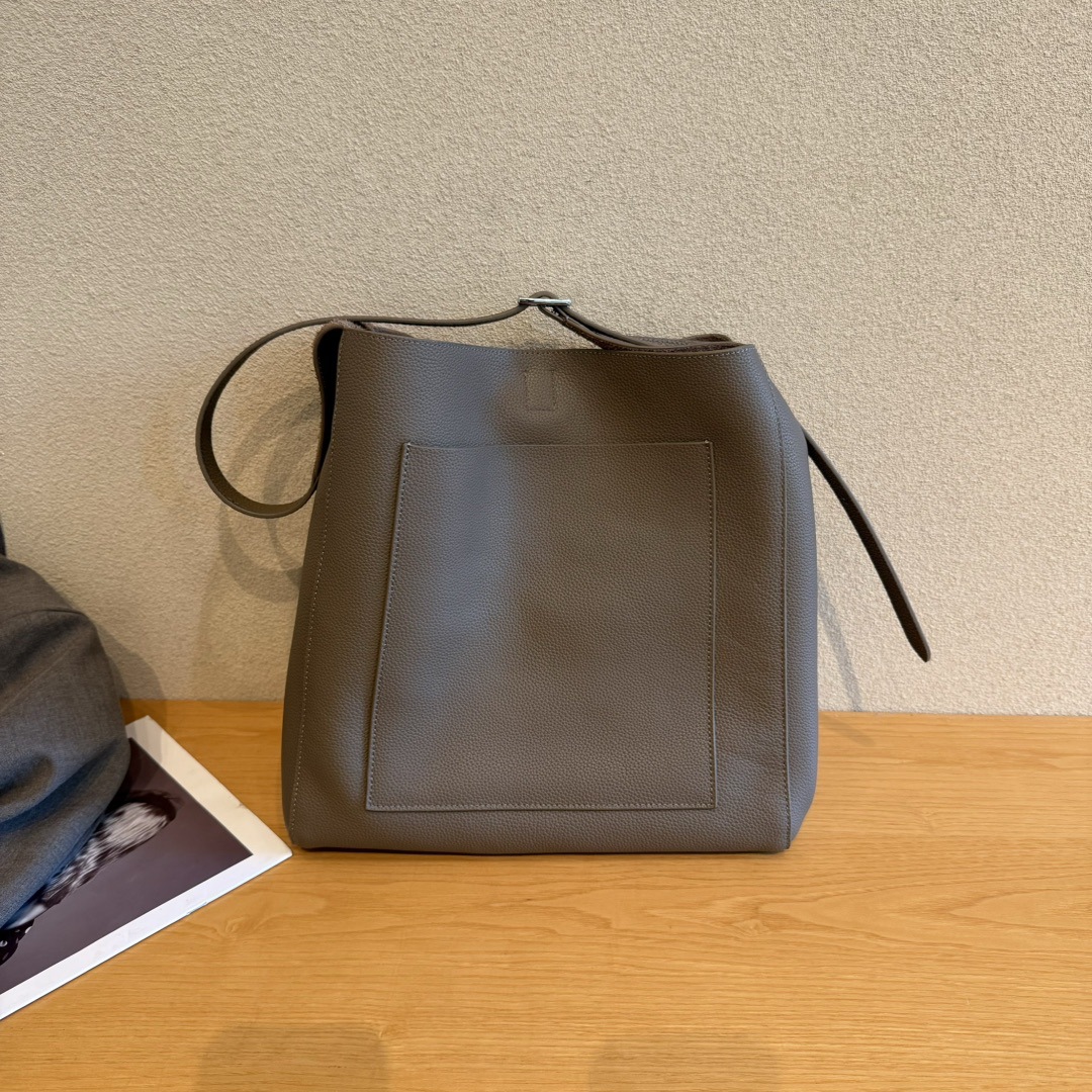 2024 New Trendy Women's Large Capacity Shoulder Bag - High-Quality Versatile Crossbody Bag For Commuting - Thumbnail 7