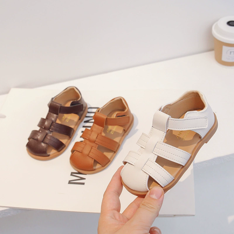 Новинка лета 2024, детские сандалии, модная повседневная обувь принцессы для детей маленьких и средних размеров, студенческая пляжная обувь на липучке Baotou