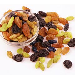 [Strictly selected] Xinjiang four-color raisins bulk wholesale 500g black currant yellow green raisins