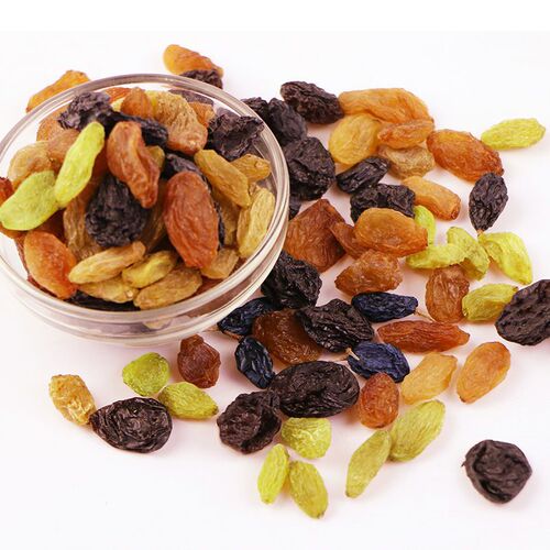 [Strictly selected] Xinjiang four-color raisins bulk wholesale 500g black currant yellow green raisins