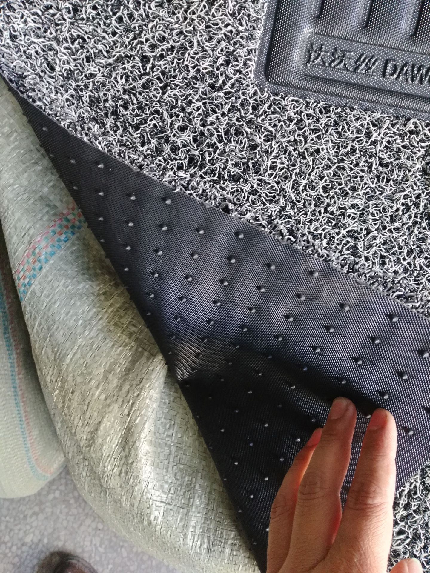 Freely cuttable, non-slip, wear-resistant, eco-friendly, comfortable floor mat, loop pile carpet, door mat, car floor mat