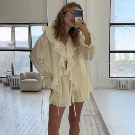 Russian Ruffle Set 2025 Spring/Summer Loose Top and Shorts Two-Piece Women's Beach Vacation Dress Russian Ruffle Set 2025 Spring/Summer Loose Top and Shorts Two-Piece Women's Beach Vacation Dress