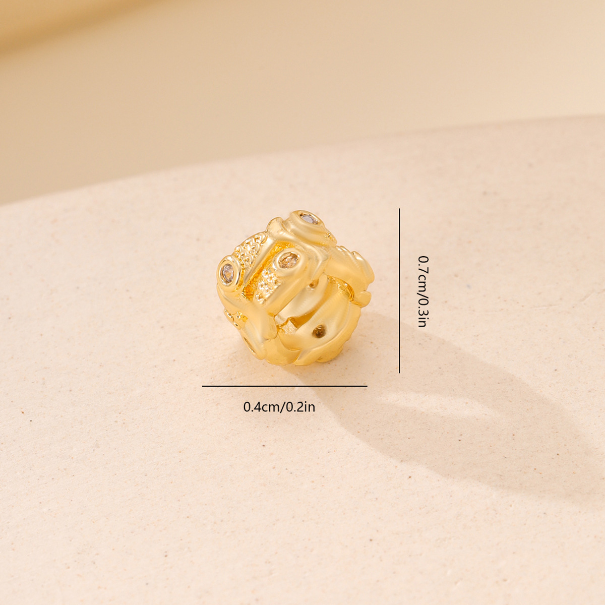 Square Figure 22 MYYX00413.jpg