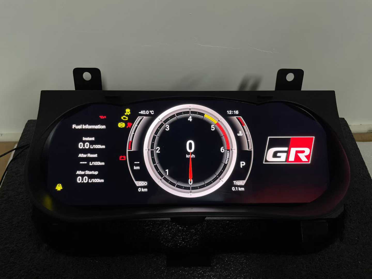 Suitable for Toyota Hilux 2005-2024 Full Lcd Dashboard, Linux System Plug and Play