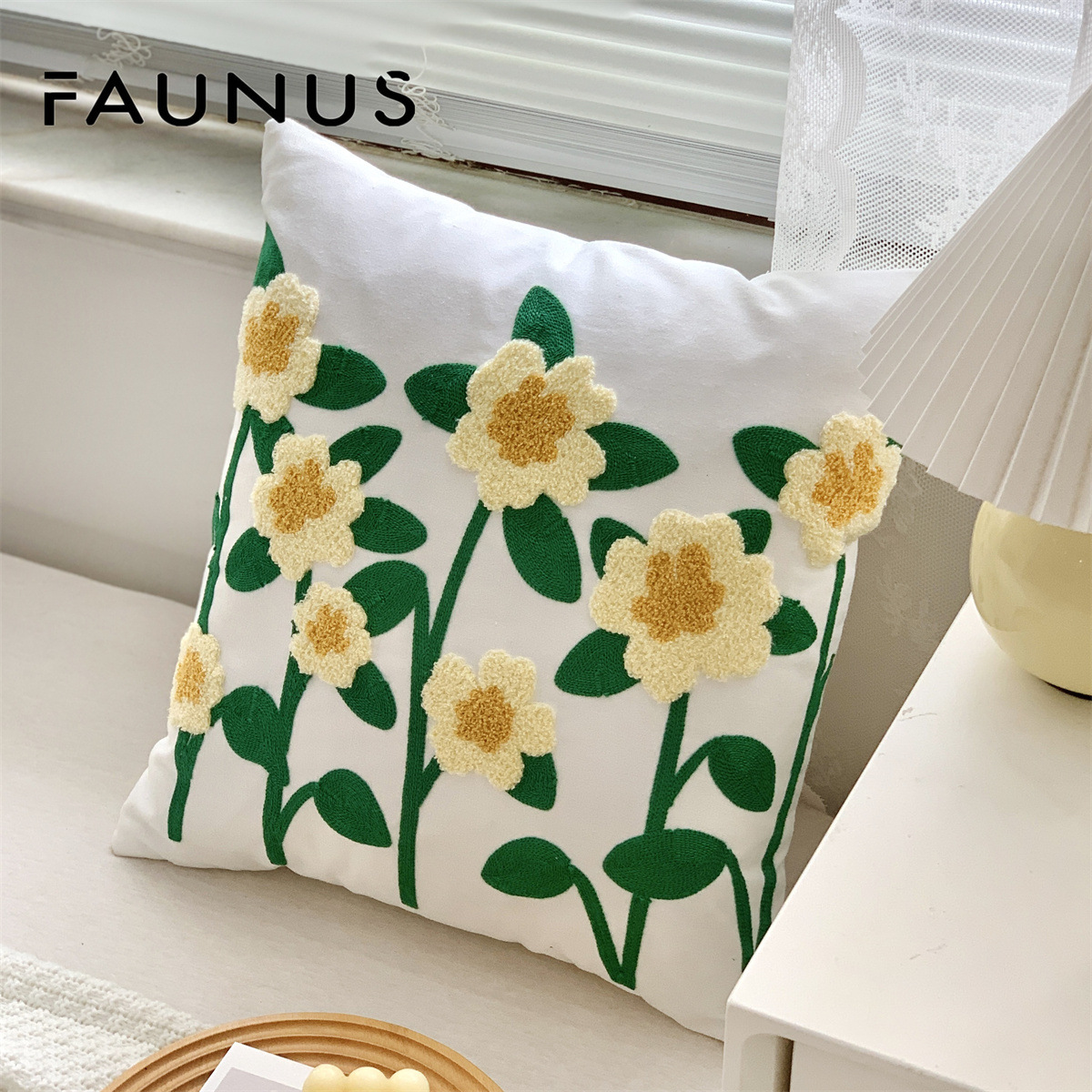 フランス田園現代シンプルなクロスボーダー花刺繍ソファクッション抱き枕民宿刺繍チューリップ枕カバー