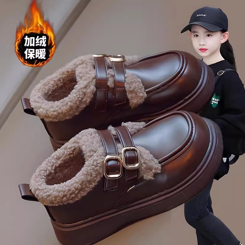 Zapatos de cuero de lana para niñas gruesas calentadas zapatos de algodón de invierno 2025 nuevos zapatos de invierno para niñas zapatos de princesa de moda para niños