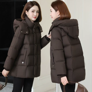 中年妈妈冬装羽绒服2026新款洋气中老年女连帽中长款加厚保暖外套