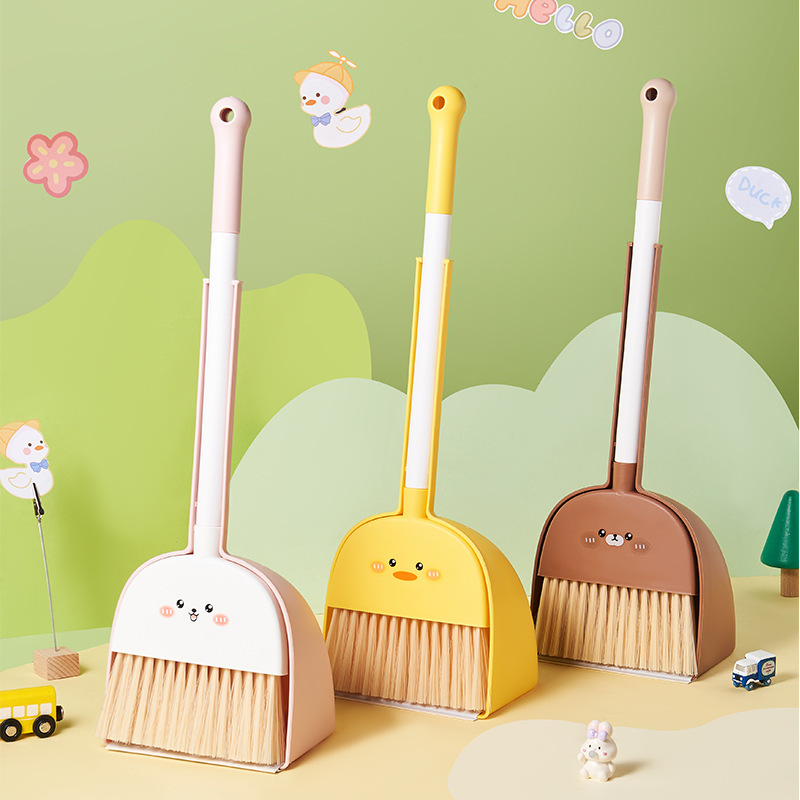 Children's broom dustpan combination toy set play house plastic soft wool broom kindergarten learning broom Children's broom dustpan combination toy set play house plastic soft wool broom kindergarten learning broom