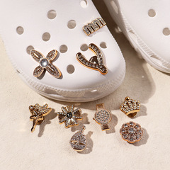 Cross-border fresh and individual hole shoes accessories, high-end shoe buckle accessories, detachable shoe flower accessories, decorative wholesale