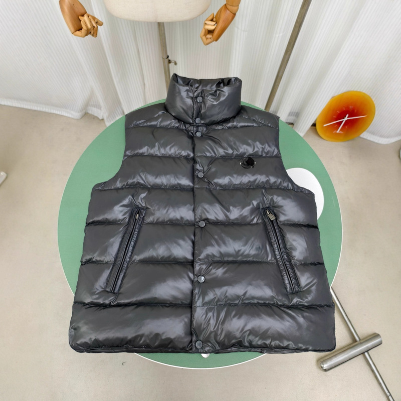 2026 Mongolian 21Fw Tibb Classic down Oncler Vest Tib Stand Collar Square Small Label Vest