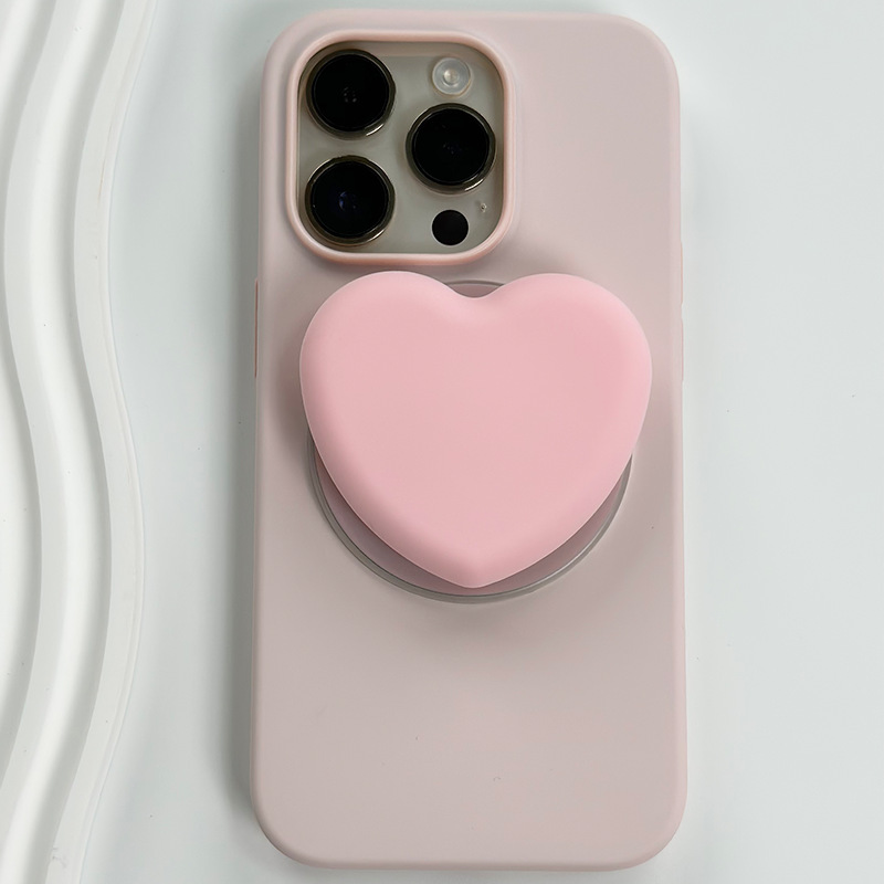 Heart-shaped pink bracket