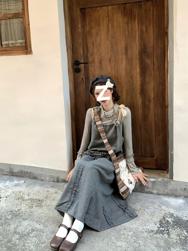 古着少女感穿搭套装韩系复古吊带马甲叠穿T恤半身裙早秋季一整套|undefined
