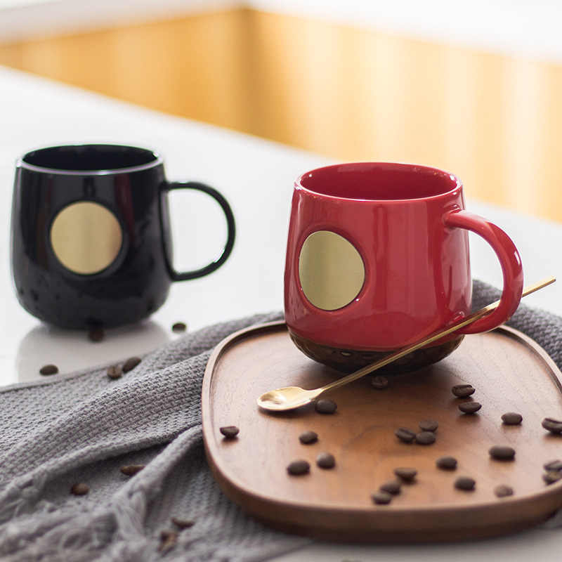 Taza de cerámica creativa transfronteriza marca de cobre taza de café taza de agua creativa con tapa LOGO regalo de vacaciones