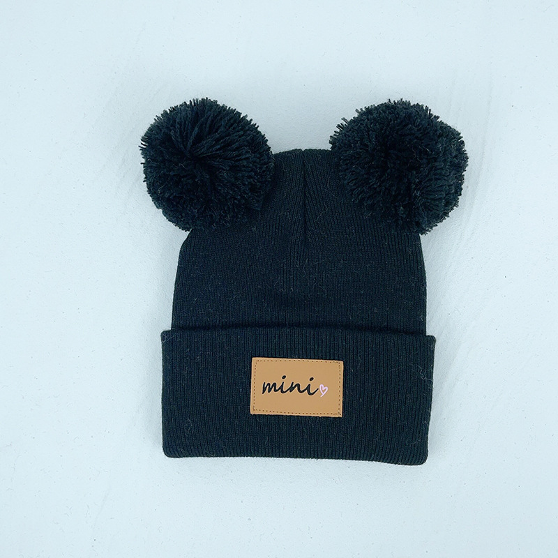 1 Piece Quantity Casual, Outdoor, Daily Occasion Solid Color Pattern Children Unisex Cute Sweet Solid Color Pom Poms Wool Cap