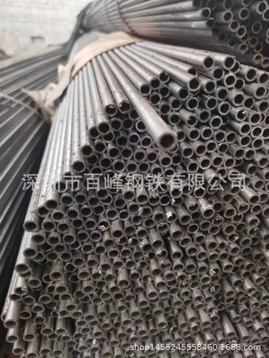 深圳批发圆管异形圆管家具管黑铁管白铁管圆管铁方管优质铁管现货