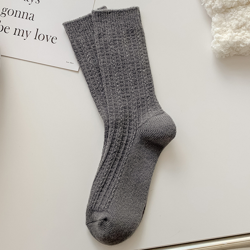 Patrón de cáñamo de otoño e invierno de cachemira de las mujeres calcetines de pelo de las mujeres de media pantorrilla de lana de color sólido grueso calcetines Mori calcetines