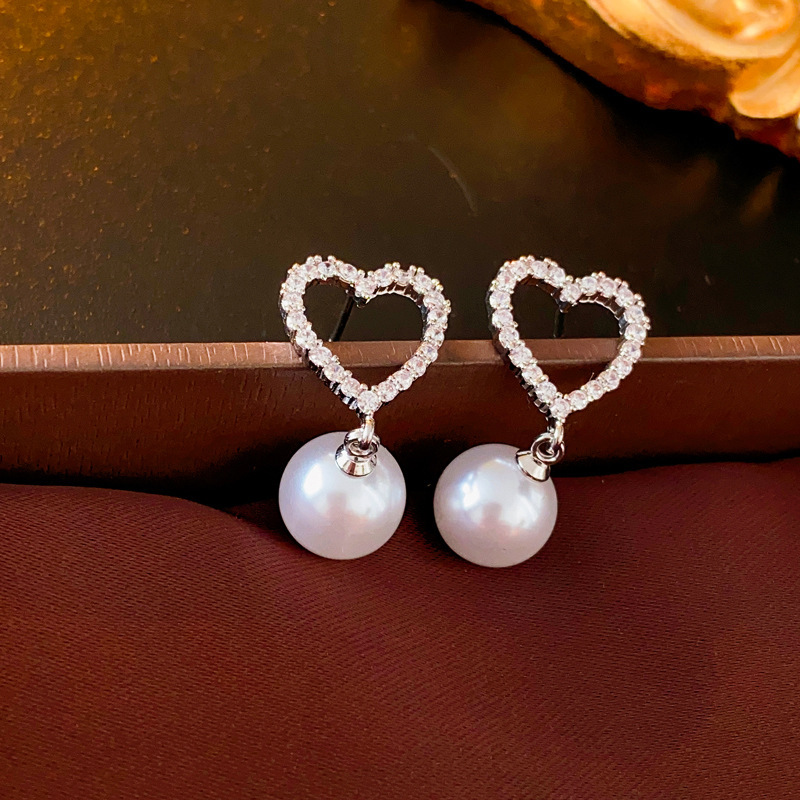 1 Pair Casual Elegant Lady Geometric Bow Knot Inlay Imitation Pearl Zircon Drop Earrings display picture 25