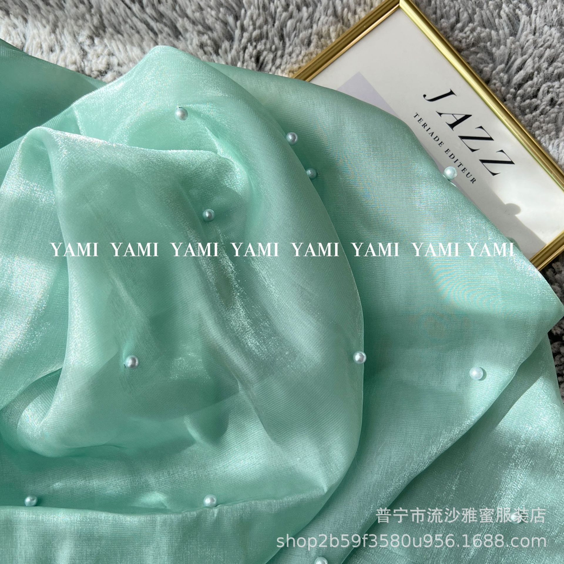 Venta al por mayor tela de satén de perlas suave semi-transparente Lily sección de tela de espuma con cuentas Hanfu manga grande Lolita falda material