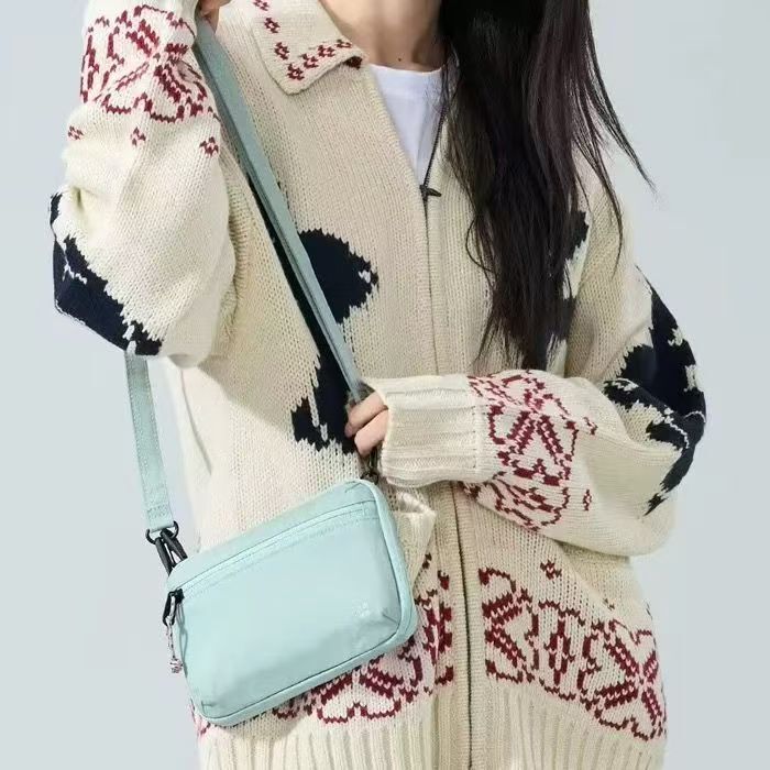Korean Branden2026 new mobile phone bag safe Plus passport wallet can be worn crossbody, ID card holder Korean Branden2026 new mobile phone bag safe Plus passport wallet can be worn crossbody, ID card holder