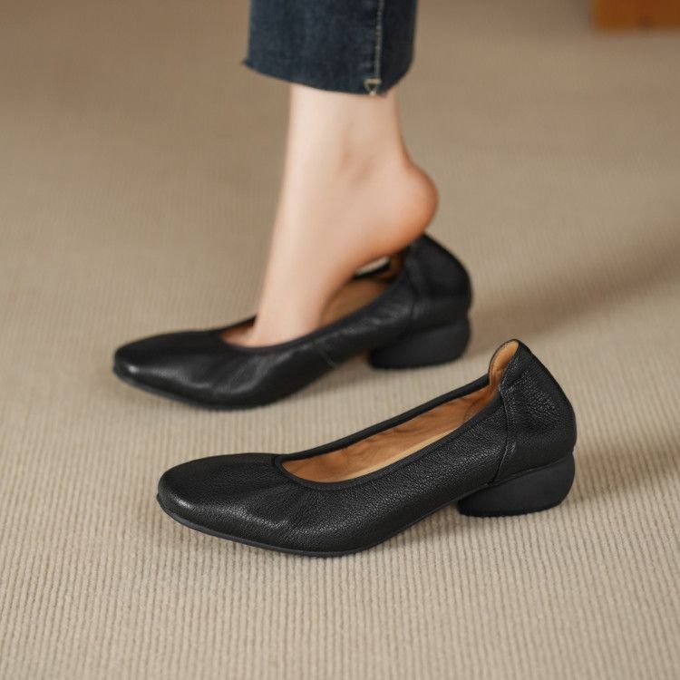 2026 primavera zapatos de soja cómodos con suela suave cabeza redonda con suela plana zapatos de un solo pie zapatos de cuero de trabajo pequeños