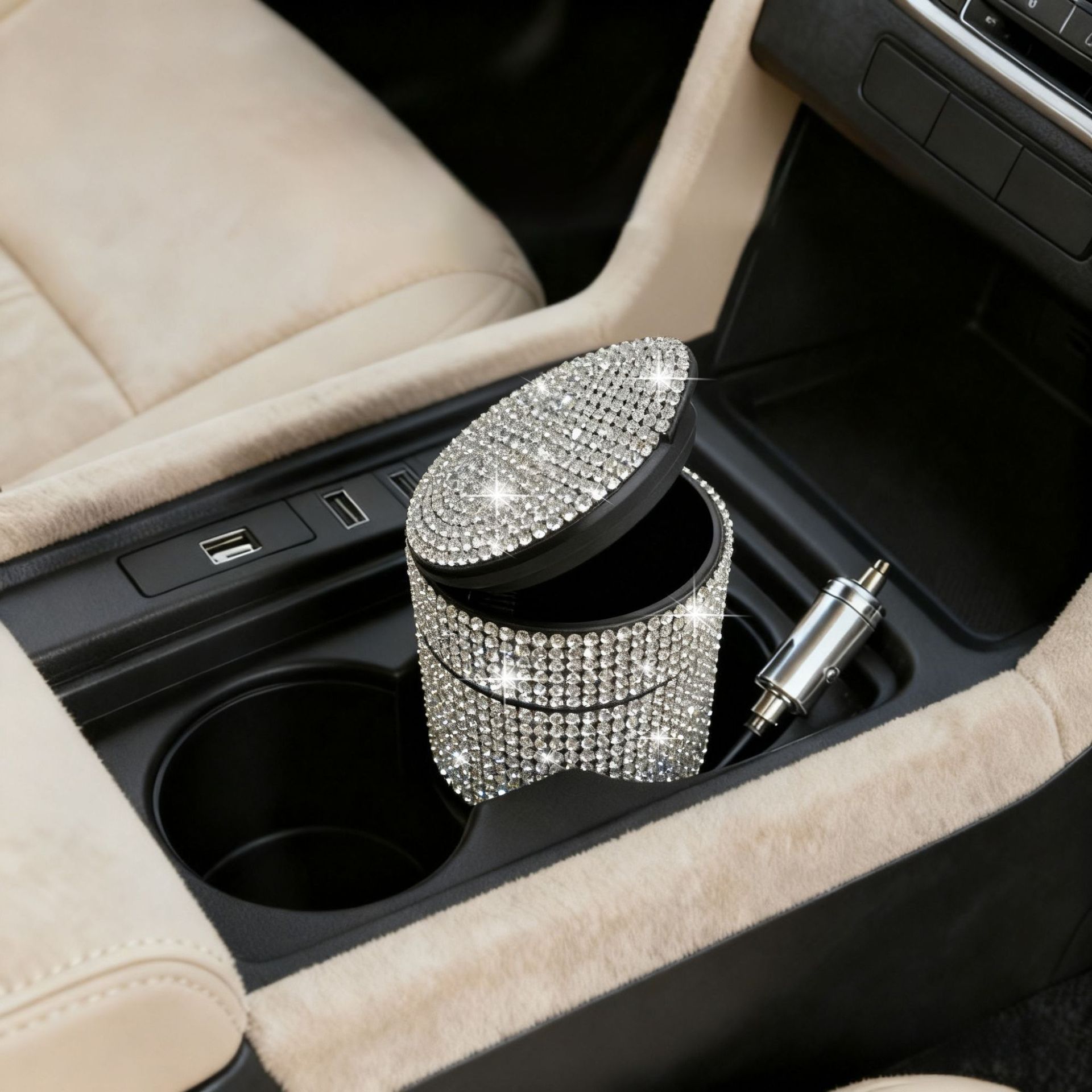 Cross-Border Hot-Selling Fashionable Diamond-Encrusted Car Ashtray Multi-Functional Car Ashtray Anti-Fly Ash Ashtray with Lid
