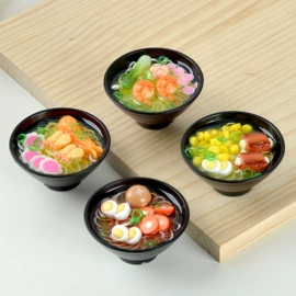 食物工艺品;钥匙扣及钥匙扣配件;餐厨具玩具