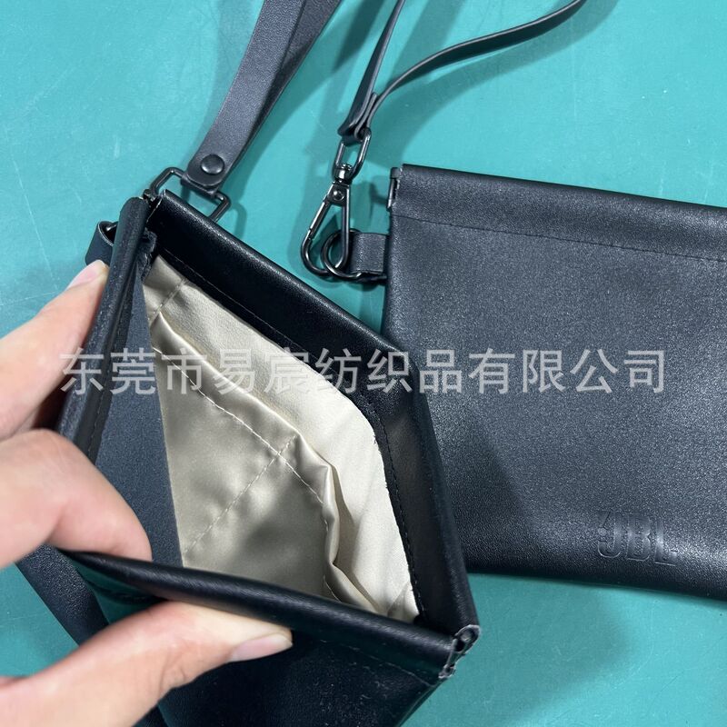Source Factory Direct Sales Lanyard Automatic Closing Shrapnel Bag Glasses Case Razor Cream Key Chain Cosmetics Bag Source Factory Direct Sales Lanyard Automatic Closing Shrapnel Bag Glasses Case Razor Cream Key Chain Cosmetics Bag