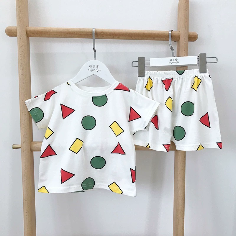 Детские пижамы Crayon Shin-chan для мальчиков и девочек, летний комплект семейной одежды с героями мультфильмов, детская домашняя одежда, одежда с кондиционером