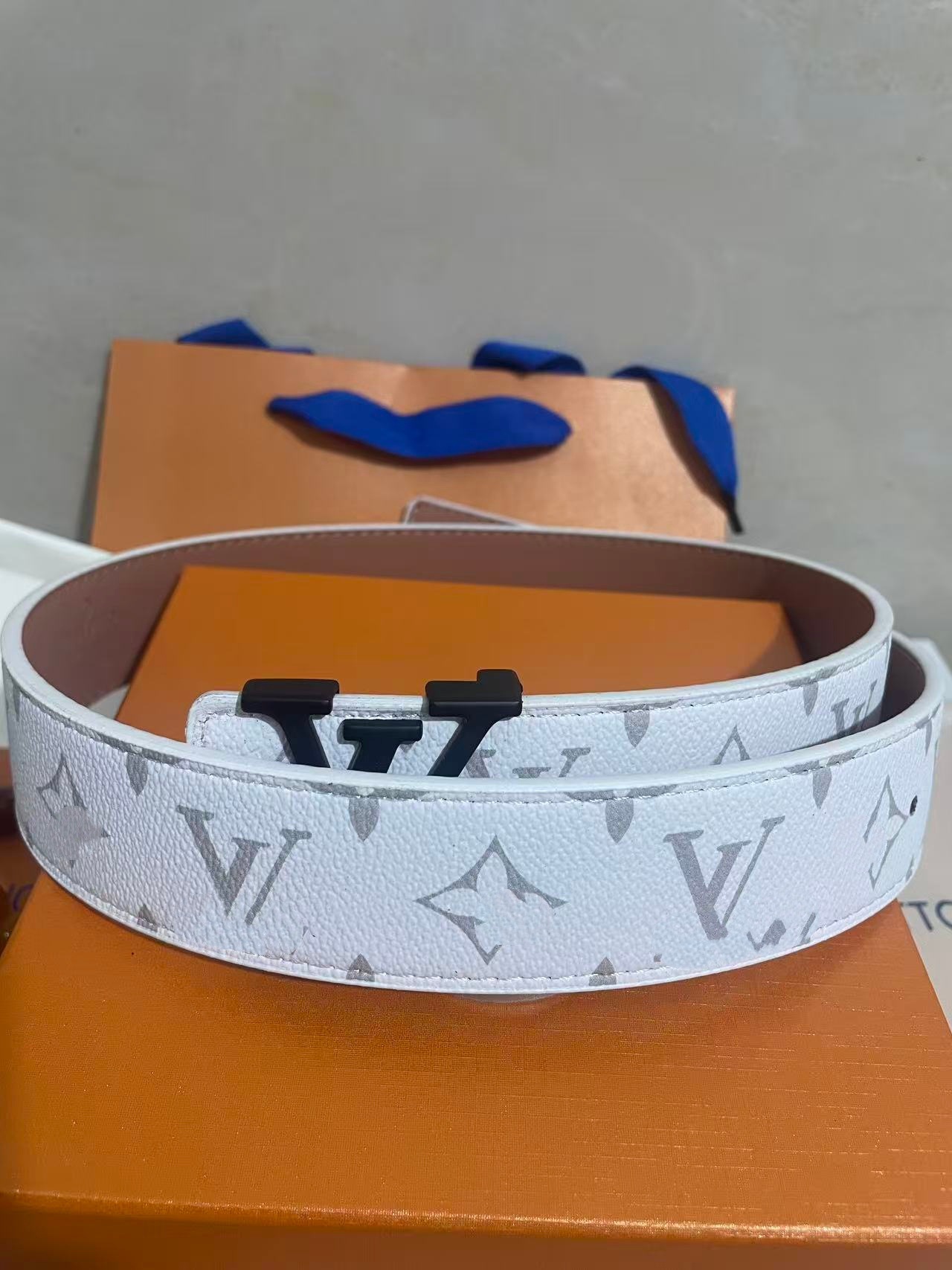 Cinturón para Hombre 4.0 cm de Piel de Vaca de Dos Capas con Hebilla Lisa para Uso Casual image 47