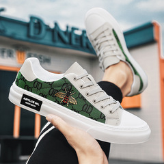 Men's shoes, fashionable casual sneakers, European and American Little Bee men's sports shoes, stylish men's social shoes, men's canvas shoes