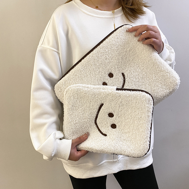 Trendy South Korea Instagram Style Autumn and Winter Plush Smiley Face iPad Sleeve Sleeve Tablet Protective Case Laptop Bag Trendy South Korea Instagram Style Autumn and Winter Plush Smiley Face iPad Sleeve Sleeve Tablet Protective Case Laptop Bag