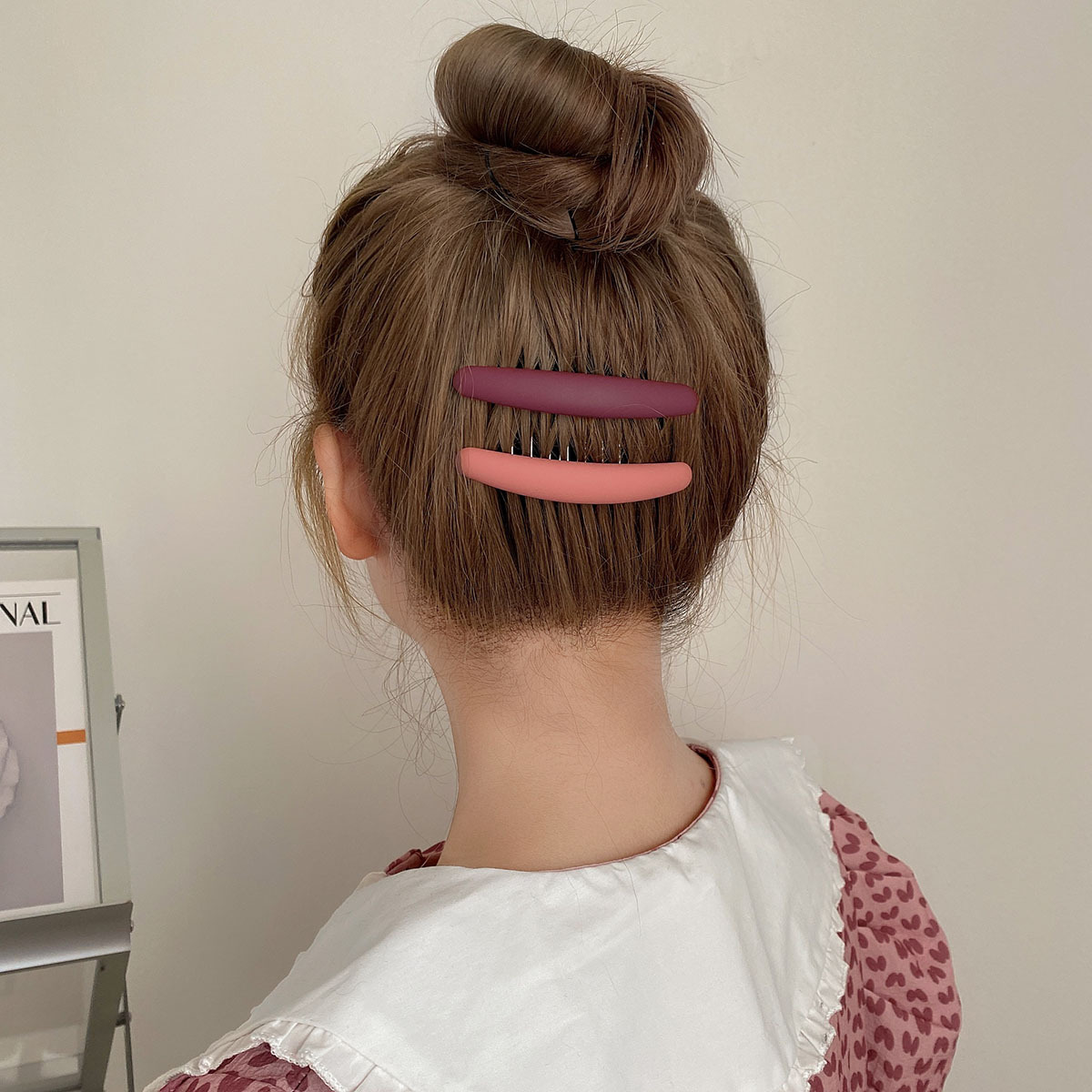 Enchufe inverso flequillo peine del pelo cabeza de la cacerola accesorios para el cabello Coreano femenino dulce insertar peine cabeza trasera cabello roto updo tarjeta de pelo clip de enchufe