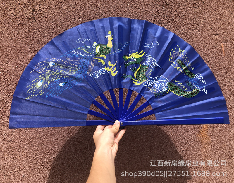 한쪽 발 플라스틱 뼈: 사파이어 드래곤과 피닉스