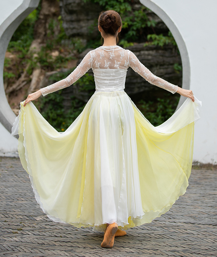 Classic modern ethnic skirt