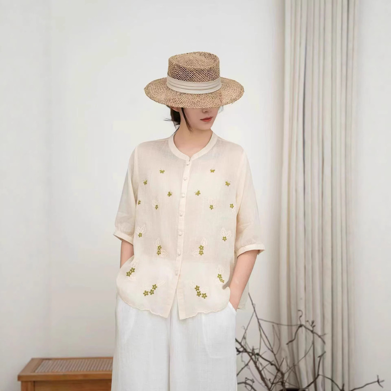 Vintage Artistic Pure Ramie Embroidered Shirt with Invisible Stitching, 2026 Spring/Summer New Style, Loose Fit, Single Button, Stand Collar Women's Blouse