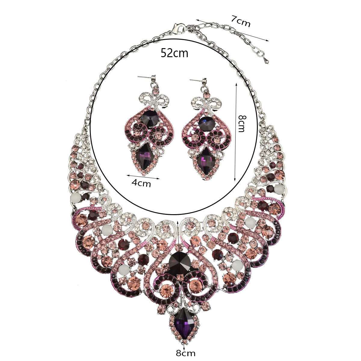Ensemble collier et boucles d'oreilles ras du cou entièrement sertis de diamants, de qualité européenne et américaine, très prisé pour les robes et les soirées de gala._voghion.com